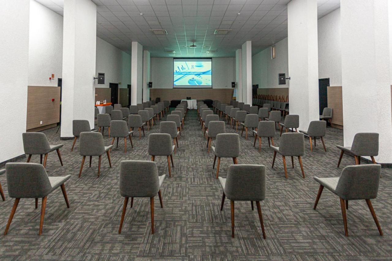 Travel Inn Hotels Caxias Do Sul Bagian luar foto
